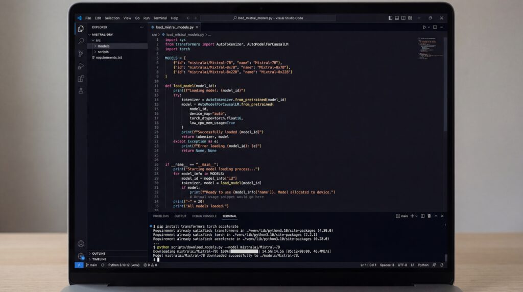 Écran d'un ordinateur portable affichant du code source en programmation sur fond clair.
