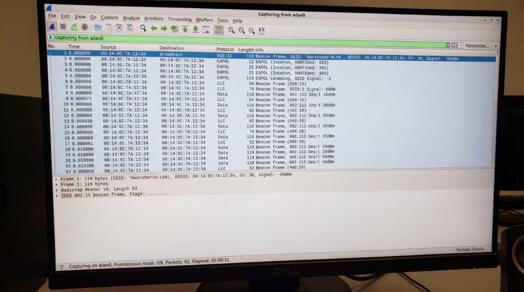 Capture d'écran d'un logiciel montrant des données d'analyse du réseau WiFi, incluant des adresses IP et des statistiques de connexion.