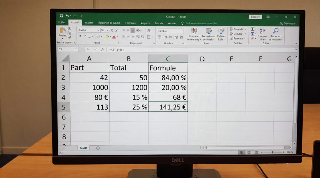 Écran d'ordinateur affichant un tableau Excel avec des calculs de pourcentage.