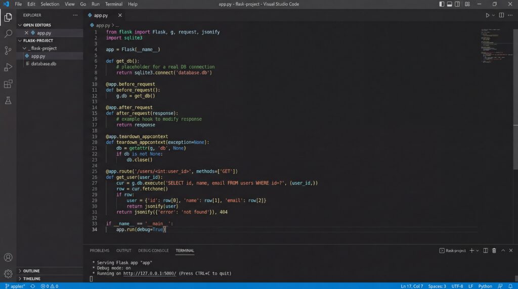 Capture d'écran d'un éditeur de code avec un exemple de code Python utilisant le framework Flask.