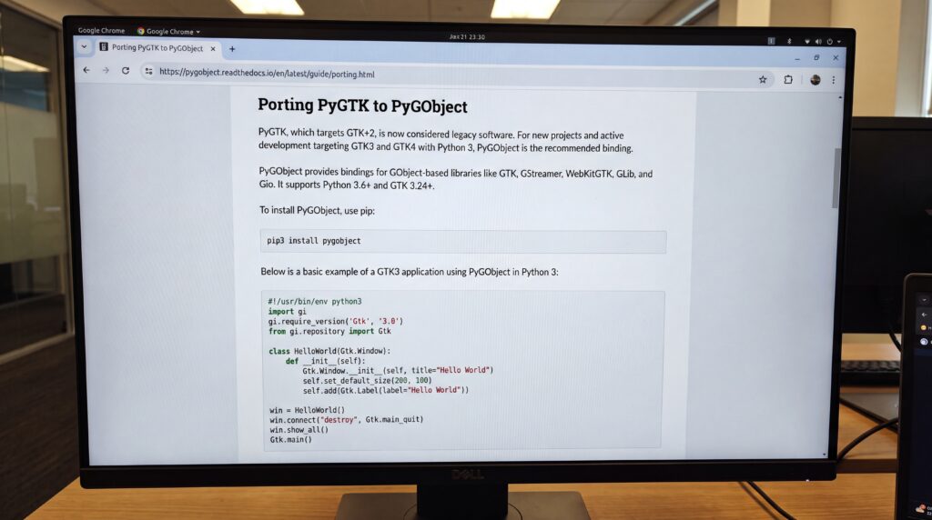 Écran d'ordinateur affichant un code Python pour la création d'interfaces graphiques avec PyGTK.