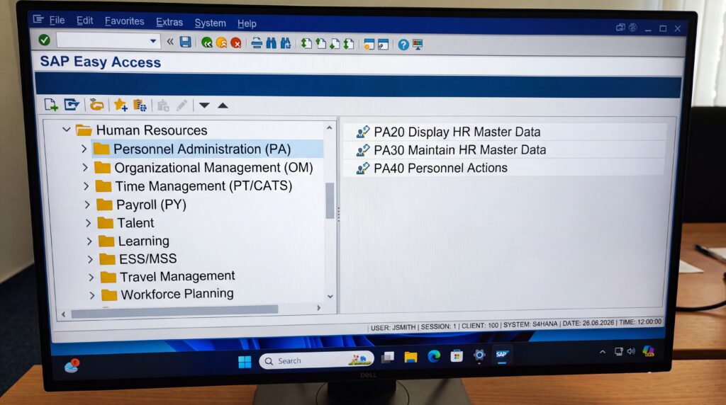 Capture d'écran du module SAP Easy Access montrant le tableau de gestion des ressources humaines.